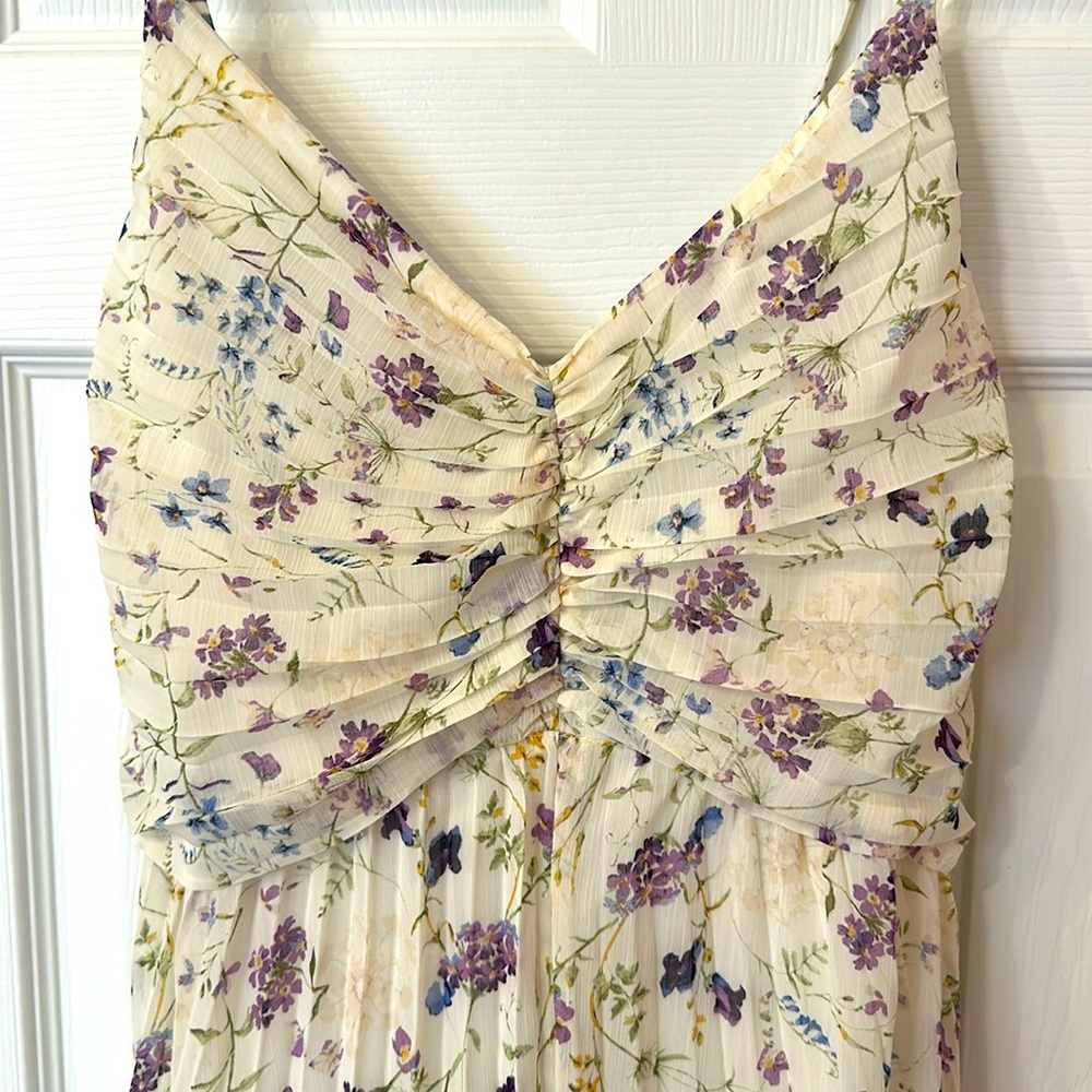 Floral V-Neck Pleated Cross Back Maxi Dress